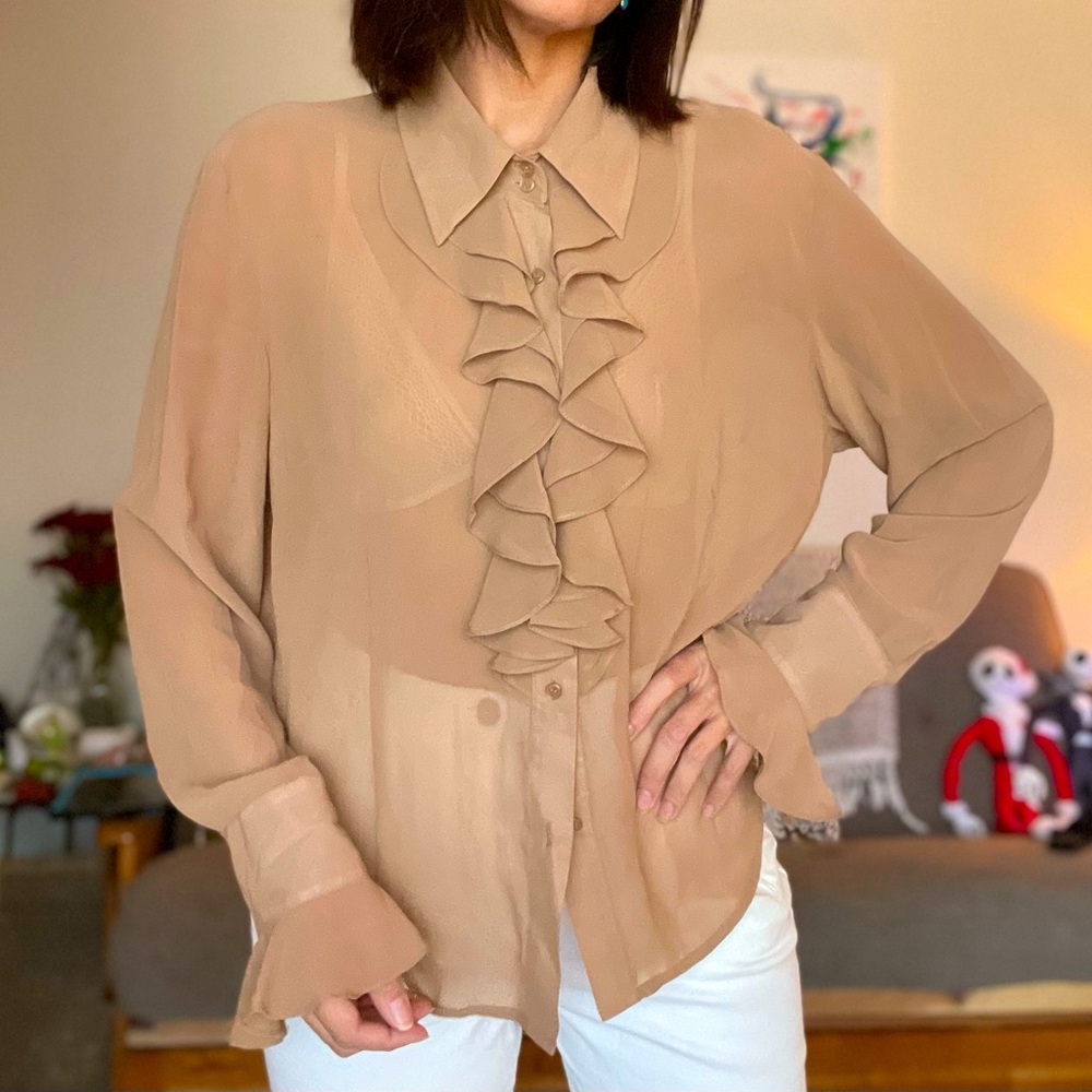 Vintage Forenza Tan and cream ruffled blouse with a touch of whimsy